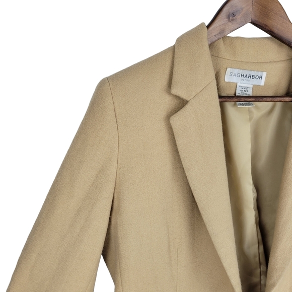 Sag Harbor camel colored 100% wool blazer size 12P - Picture 2 of 13